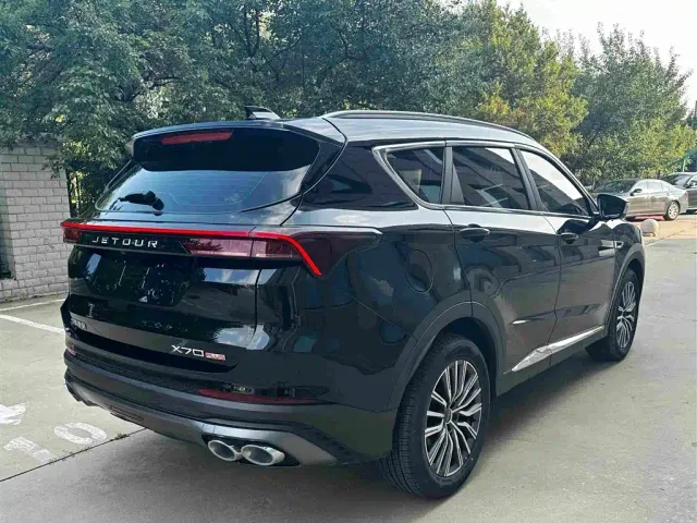 Jetour X70 Plus — Фото автомобиля 13