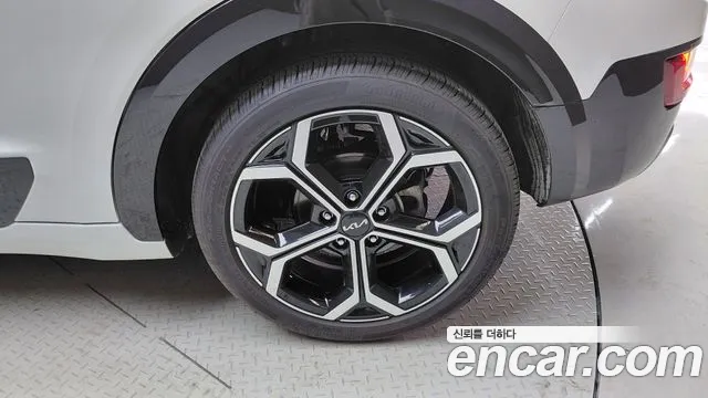 Kia Niro The All New Niro — Фото автомобиля 6