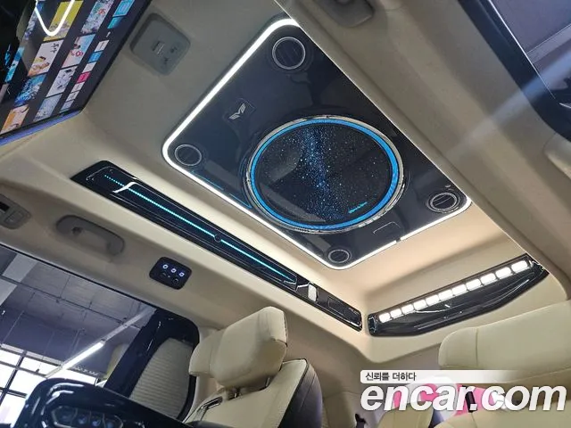 Kia Canival Новый Carnival 4 поколение Бензин 9 мест Hi-Limousine (Спецкузов) — Фото автомобиля 30