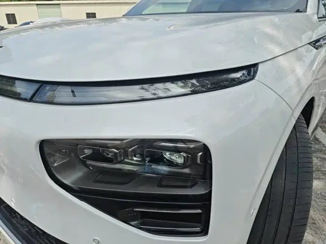 Xpeng G9 — Фото автомобиля 23