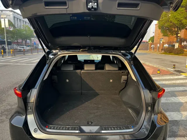 Toyota Venza — Фото автомобиля 12