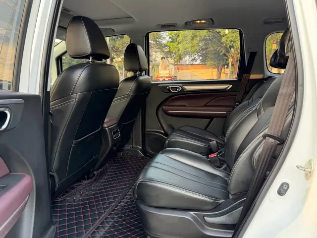 GAC Trumpchi M6 — Фото автомобиля 9