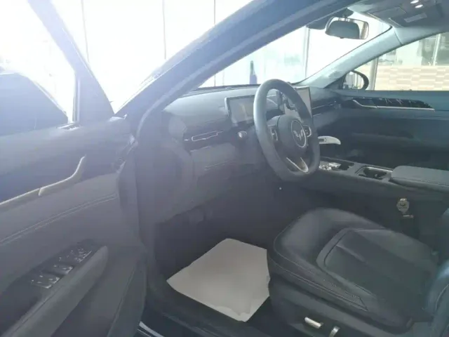 Wuling Starlight — Фото автомобиля 15