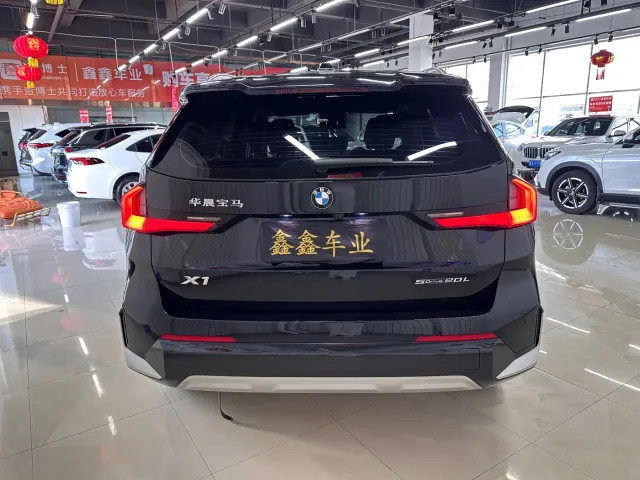 BMW X1 — Фото автомобиля 5