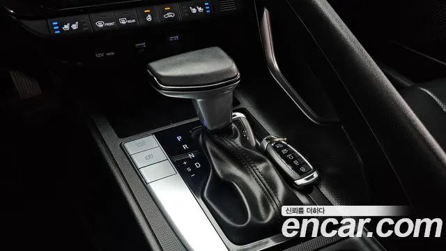 Hyundai Avante CN7 — Фото автомобиля 12