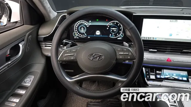 Hyundai Grandeur Grandeur (New) — Фото автомобиля 13