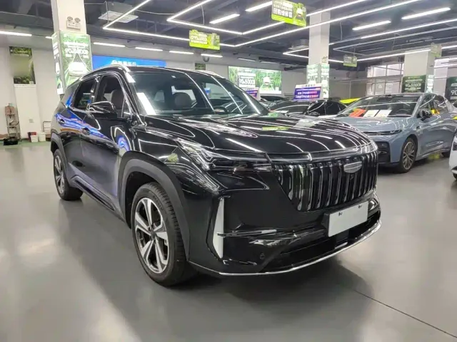 Geely Boyue L — Фото автомобиля 3