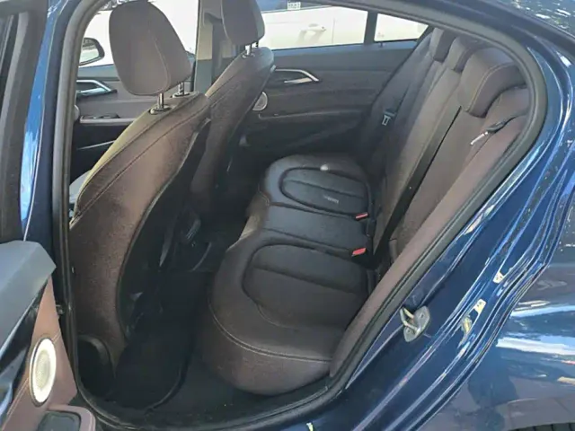 BMW 1 Series — Фото автомобиля 11