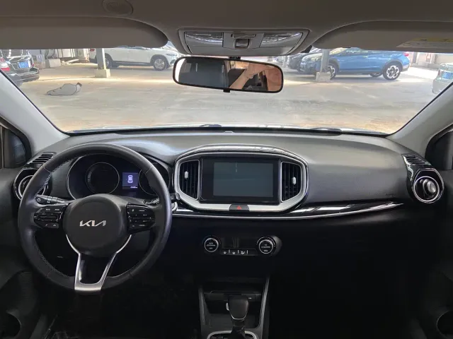 Kia KX1 — Фото автомобиля 9