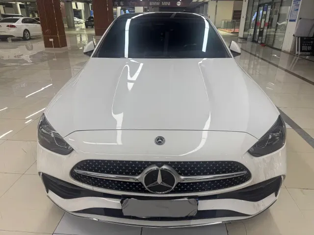 Mercedes-Benz C-Class — Фото автомобиля 2