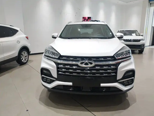 Chery Tiggo 8 — Фото автомобиля 2