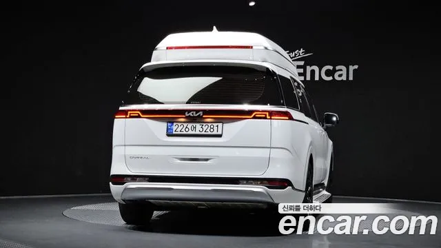 Kia Canival Carnival 4 поколение Бензин 7 мест Hi-Limousine — Фото автомобиля 2
