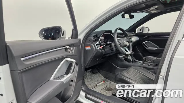 Audi Q3 35 TDI Premium — Фото автомобиля 10