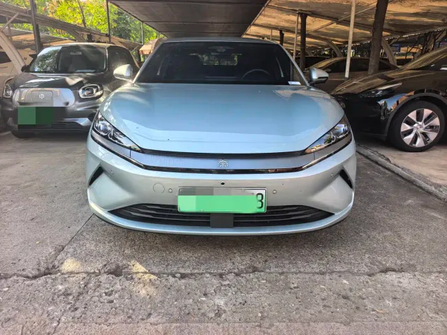 BYD Qin L — Фото автомобиля 2