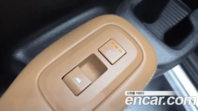 Hyundai Santa Fe — Фото автомобиля 29