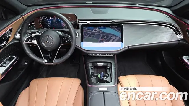 Mercedes-Benz E-Class — Фото автомобиля 5