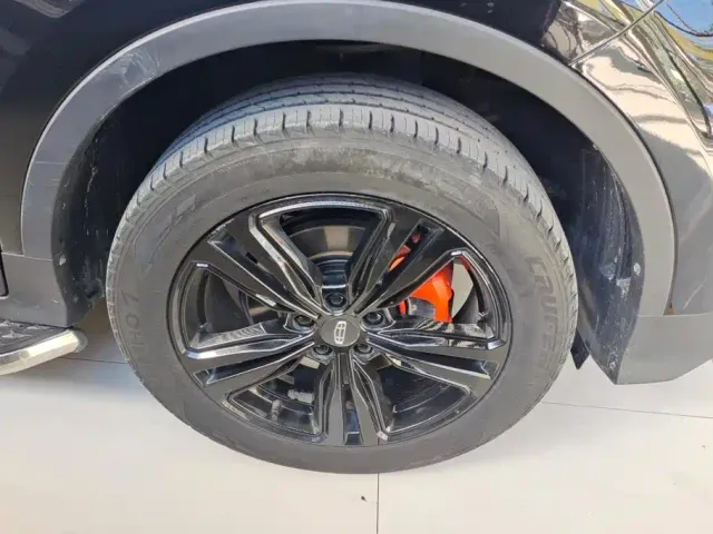 Geely Boyue — Фото автомобиля 6