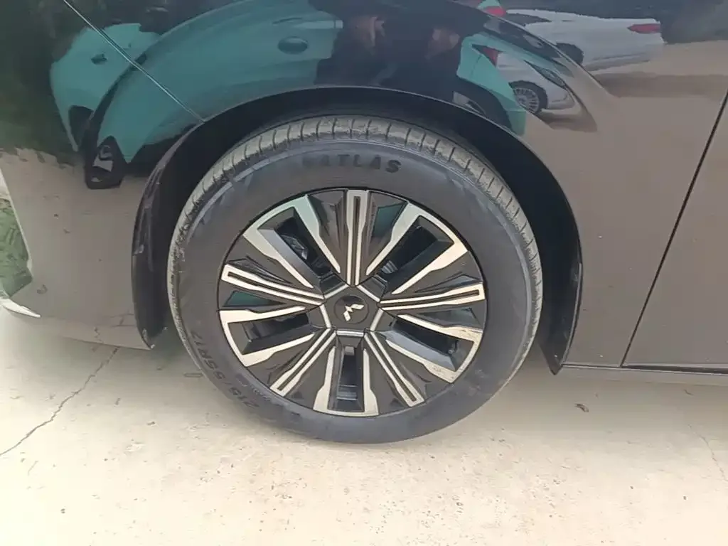 Wuling Motors Xingguang 730 New Energy 2025 Model Plug-in Hybrid Base Version — Фото автомобиля 22