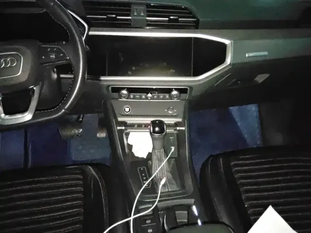 Audi Audi Q3 2023 35 TFSI Fashion Dynamic (1.4T) — Фото автомобиля 13