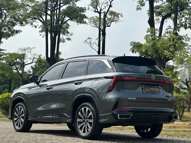 Changan CS75 Plus — Фото автомобиля 4