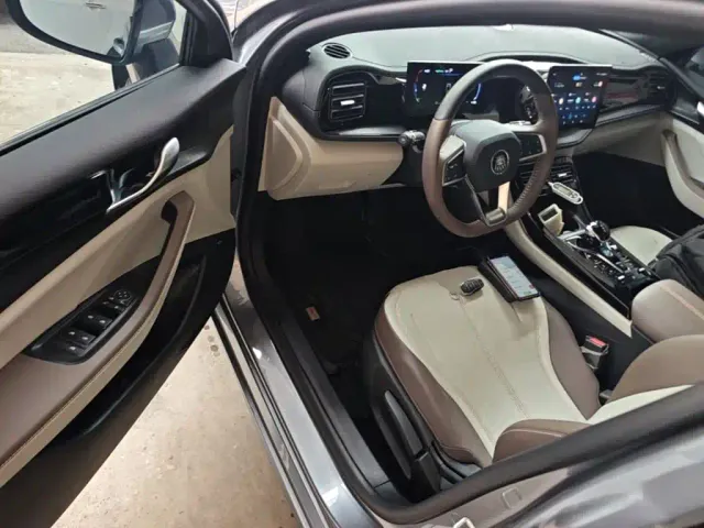 BYD Qin PLUS — Фото автомобиля 15