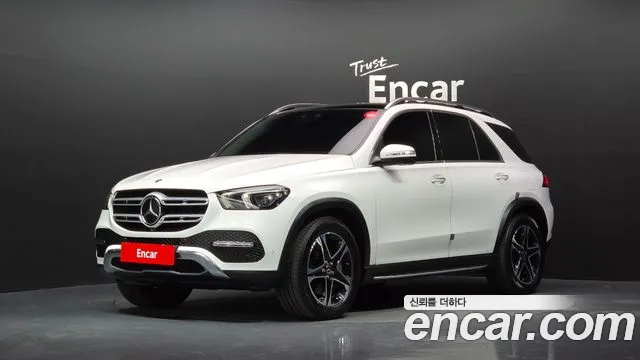 Фотография автомобиля — Mercedes-Benz GLE-Class
