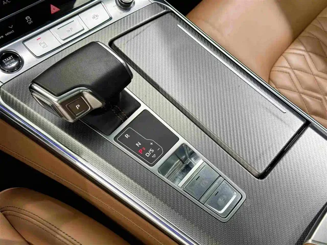 Audi A7L — Фото автомобиля 13