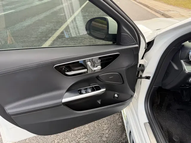 Mercedes-Benz C-Class — Фото автомобиля 9