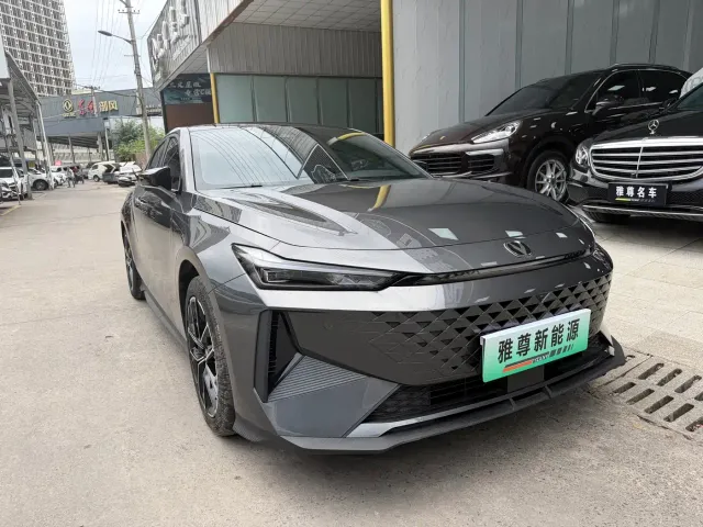 Changan UNI-V — Фото автомобиля 2