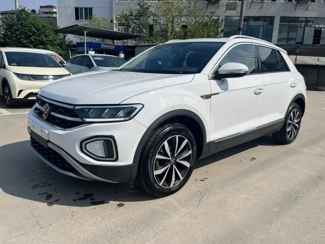 Фотография автомобиля — Volkswagen T-Roc