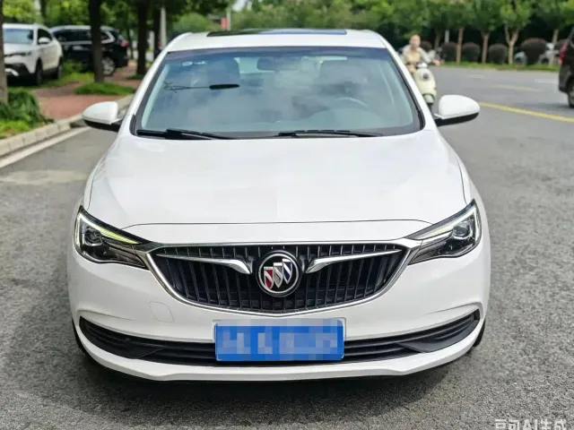 Фотография автомобиля — Buick Excelle
