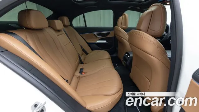 Mercedes-Benz E-Class W214 — Фото автомобиля 10