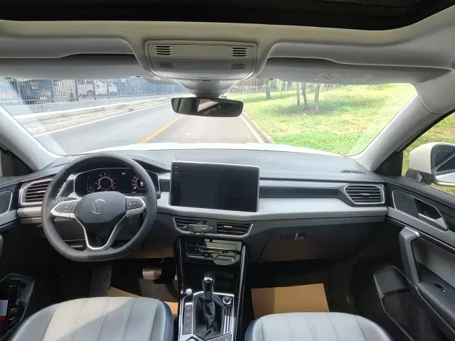 Volkswagen Tayron GTE Plug-in Hybrid — Фото автомобиля 14