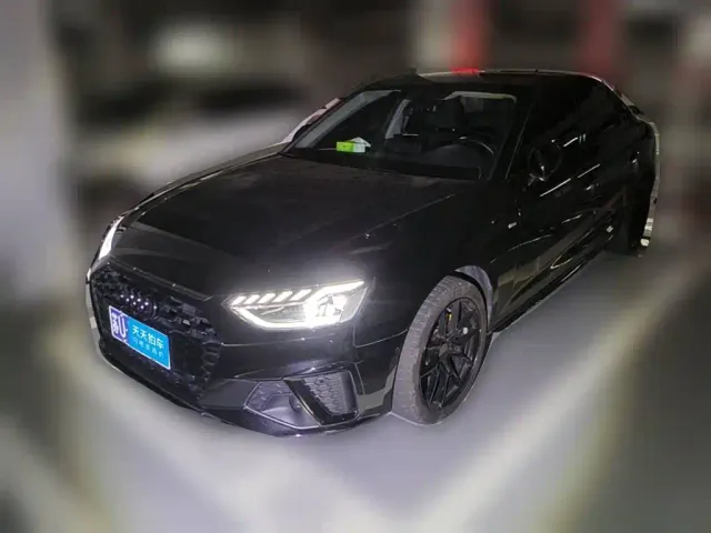 Фотография автомобиля — Audi A4L