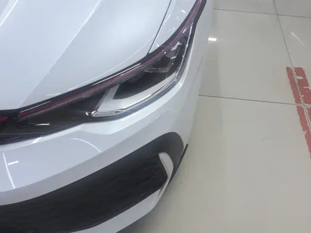 Volkswagen Golf GTI — Фото автомобиля 5