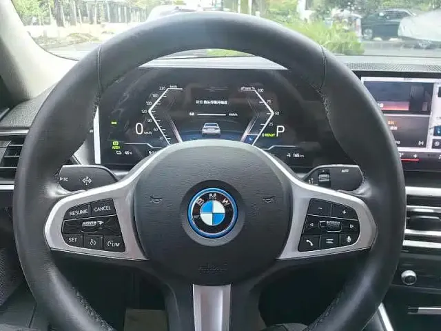 BMW i3 — Фото автомобиля 9