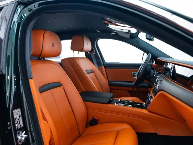 Rolls-Royce Ghost — Фото автомобиля 15