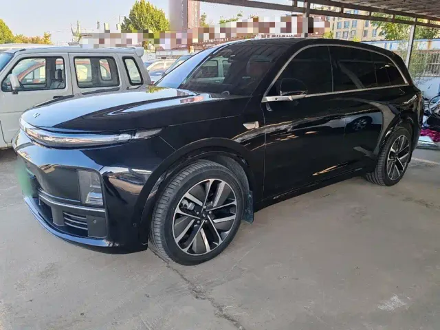 Фотография автомобиля — Li Auto L7