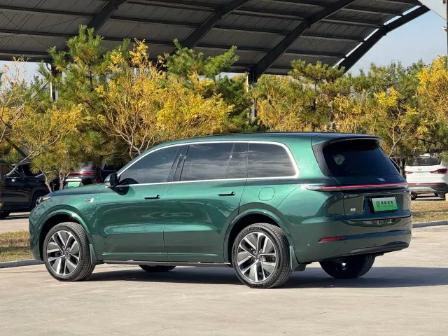 Li Auto L9 — Фото автомобиля 20