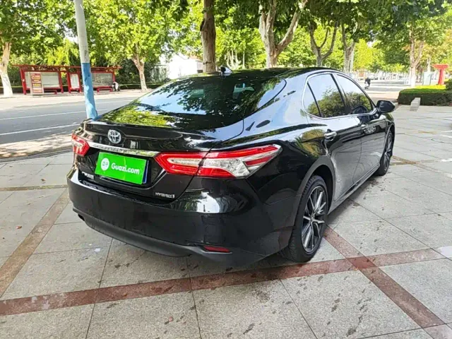 Toyota Camry — Фото автомобиля 6