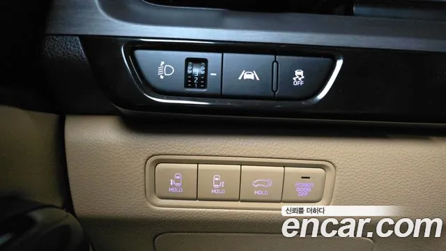 Kia Carnival 4th Gen — Фото автомобиля 28
