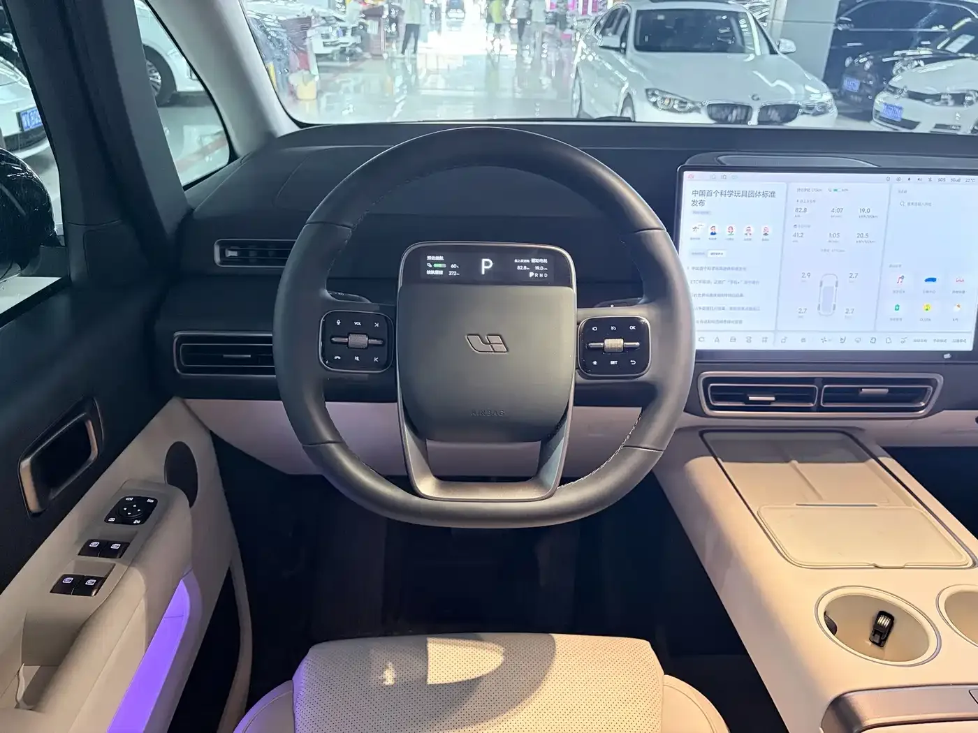 Li Auto Li Auto MEGA 2025 Model Home Family Special Edition — Фото автомобиля 6