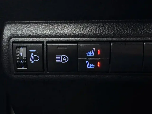 Toyota Corolla — Фото автомобиля 5