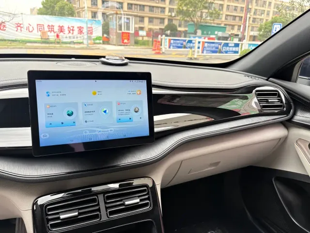 BYD Qin PLUS — Фото автомобиля 9
