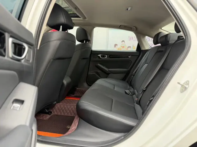 Honda Civic — Фото автомобиля 12