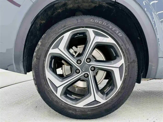 Geely Xingyue L — Фото автомобиля 22