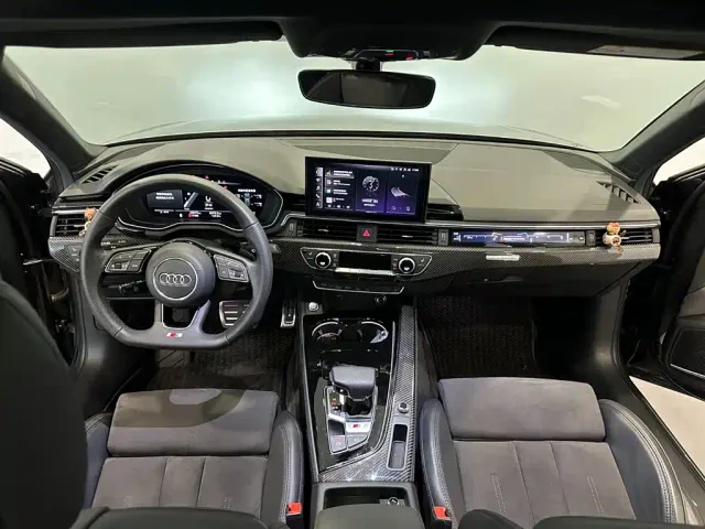 Audi A4L — Фото автомобиля 7