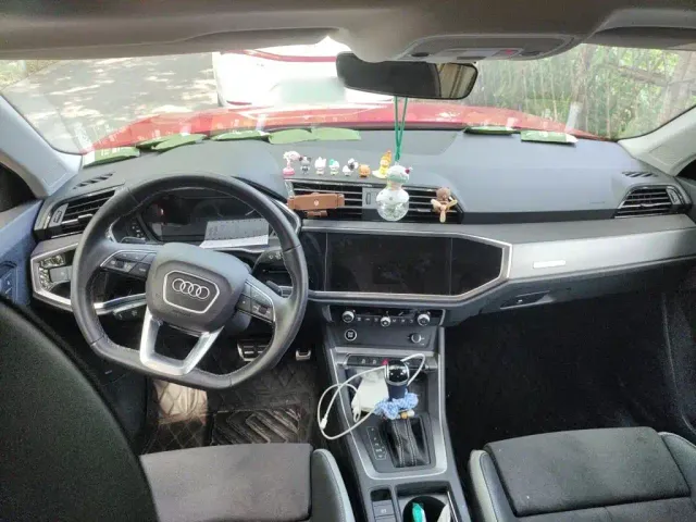 Audi Q3 — Фото автомобиля 12