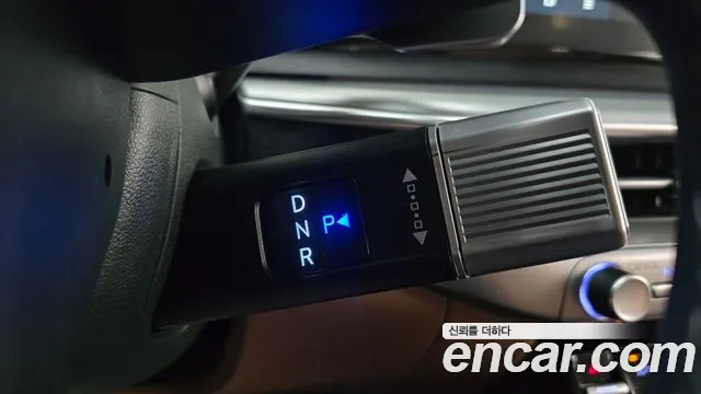 Hyundai Grandeur GN7 — Фото автомобиля 9