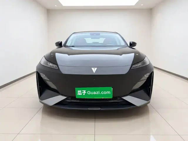 Deepal Deepal S07 2023 121Max Extended Range Edition — Фото автомобиля 2